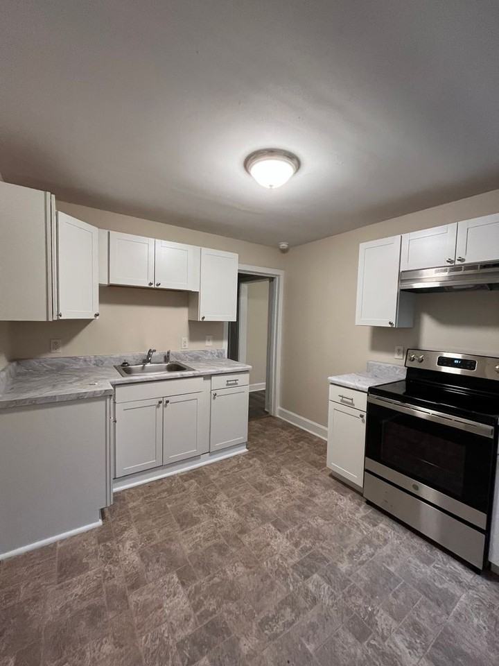 545 Stevenson St - Photo 3 of 11