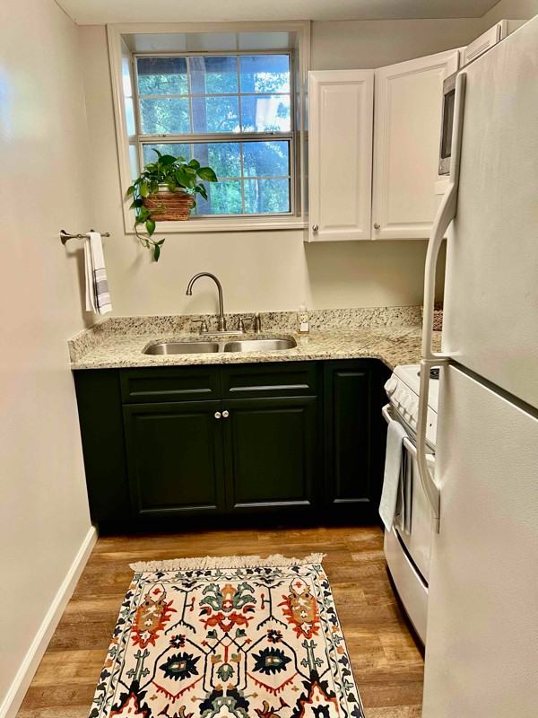 769 Trammell Rd - Photo 3 of 10