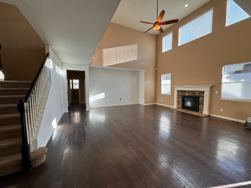 7216 Oasis Dr - Photo 3 of 20