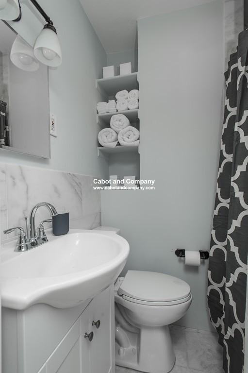 200 Warren Ave #3A - Photo 4 of 7