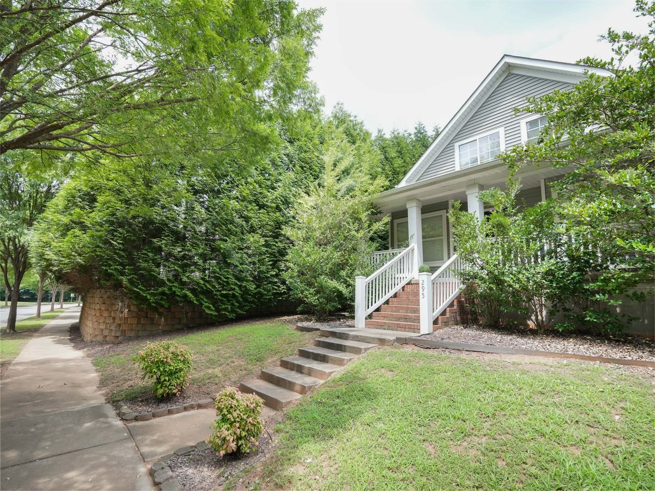 295 Woodlark St #NA - Photo 2 of 26