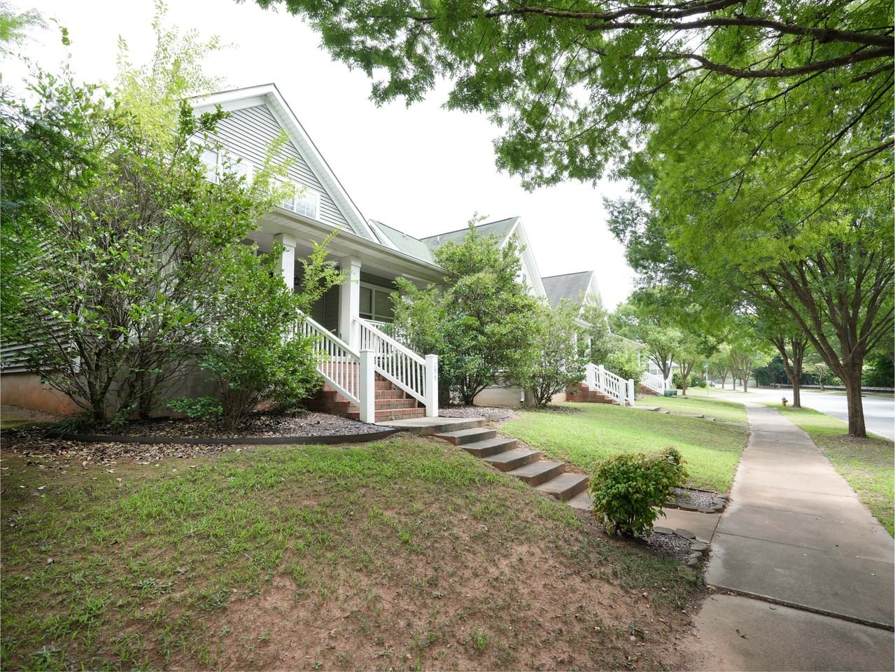 295 Woodlark St #NA - Photo 3 of 26