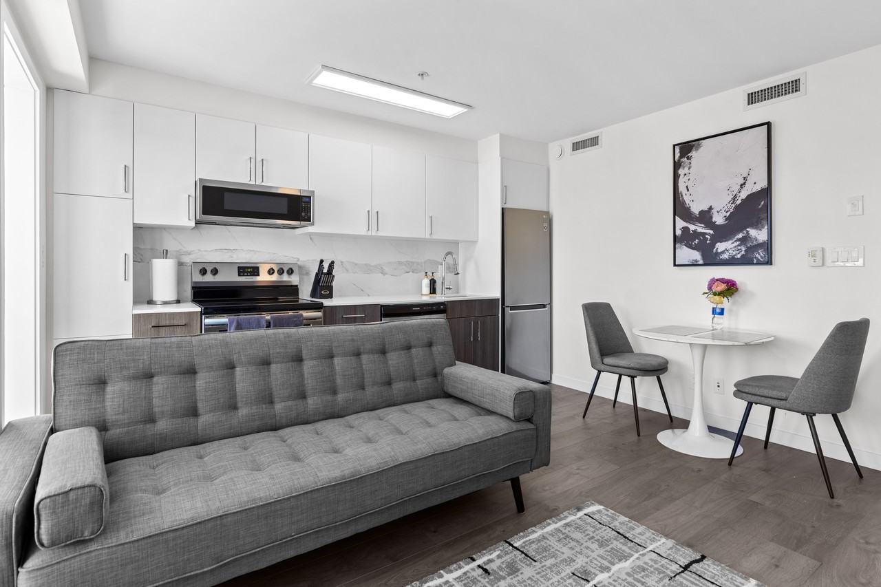 2551 Kingsway #404 - Photo 3 of 21