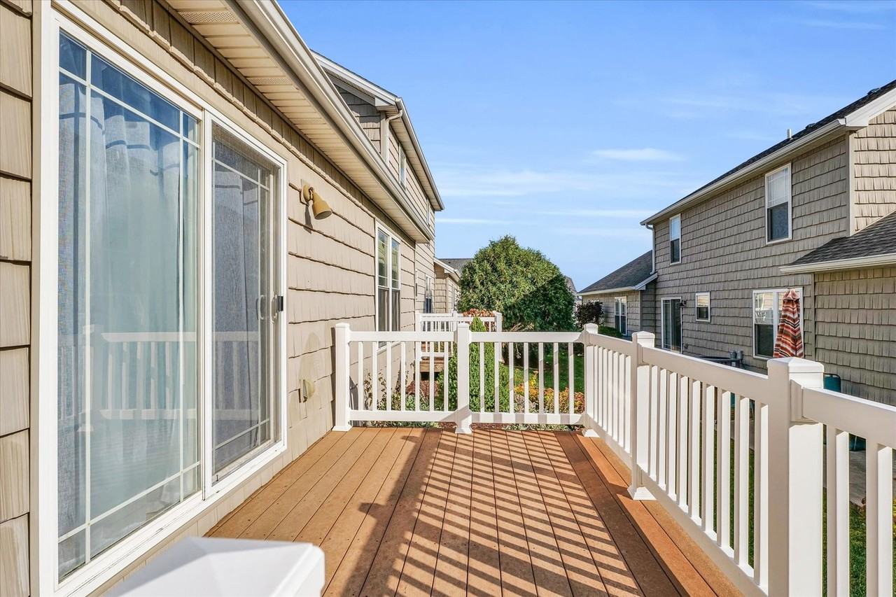 1701 E Amber Ln #1 - Photo 4 of 22