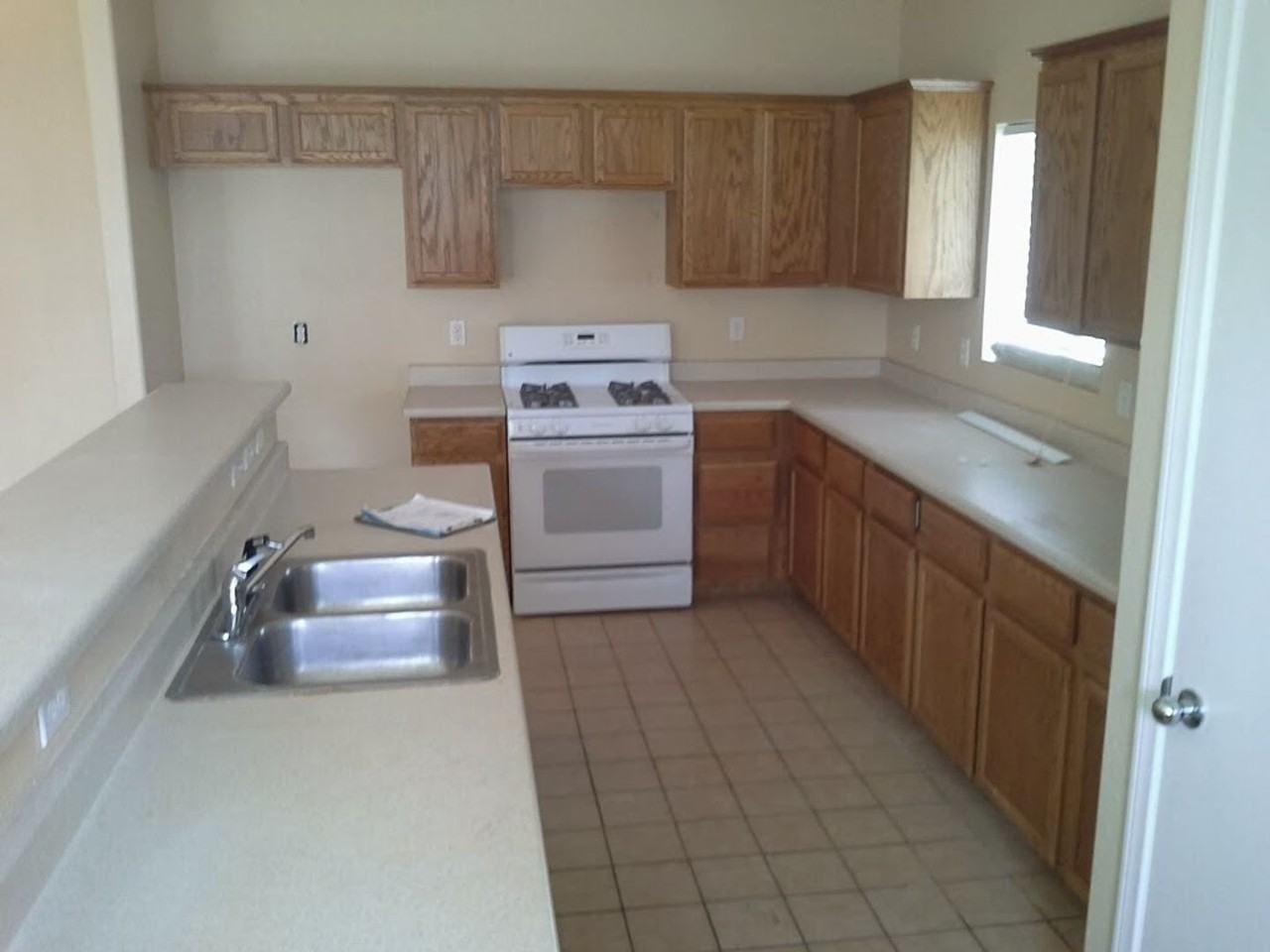 5960 Palmilla St - Photo 4 of 6
