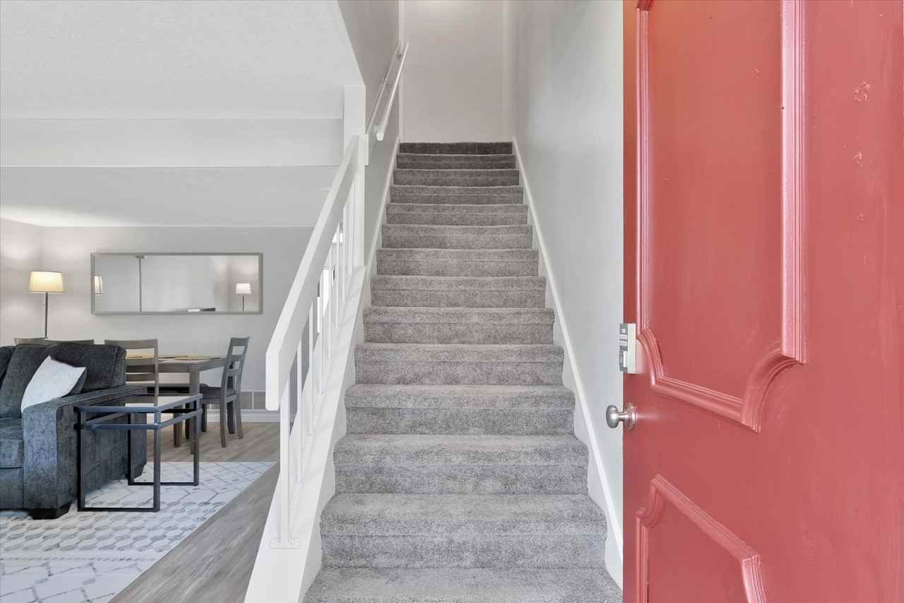 2406 Leeper Dr - Photo 4 of 29