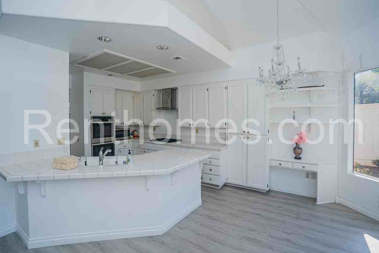 13150 Birch Ln - Photo 2 of 31