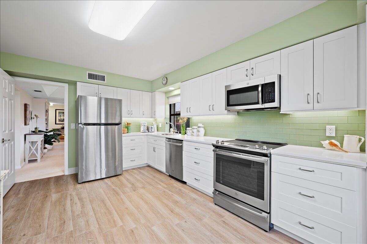 17053 Waterbend Dr #133 - Photo 2 of 23