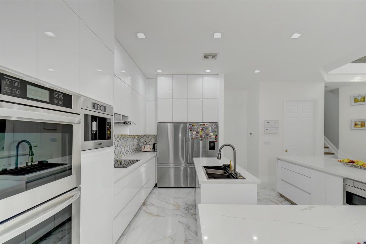 11910 Osprey Point Cir #NA - Photo 3 of 29