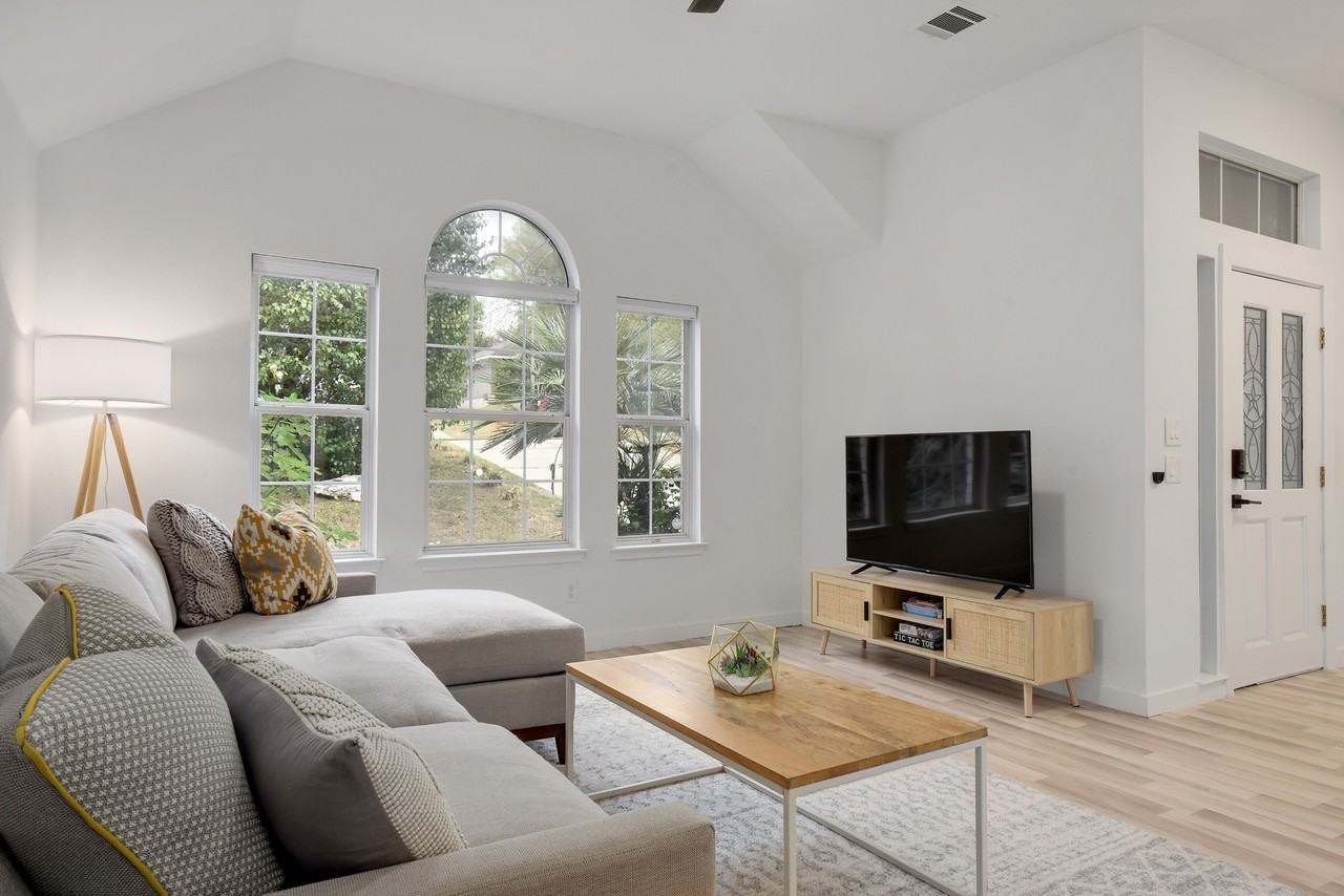 5225 Walnut Grove Ct #NA - Photo 7 of 23