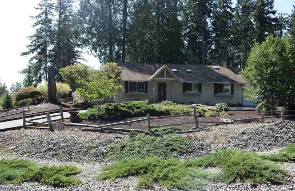 351 E Mountain View Dr #NA - Photo 2 of 16