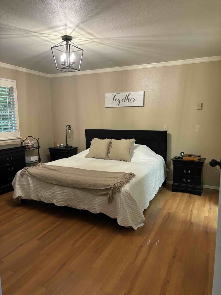 351 E Mountain View Dr #NA - Photo 3 of 16