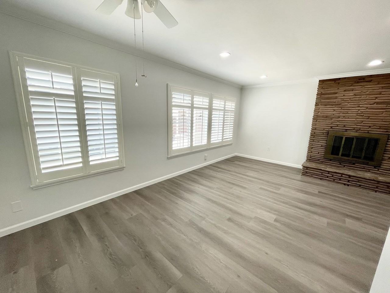 246 E Cypress St - Photo 2 of 18