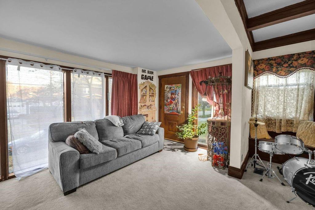 223 S Edward St #1 - Photo 6 of 23
