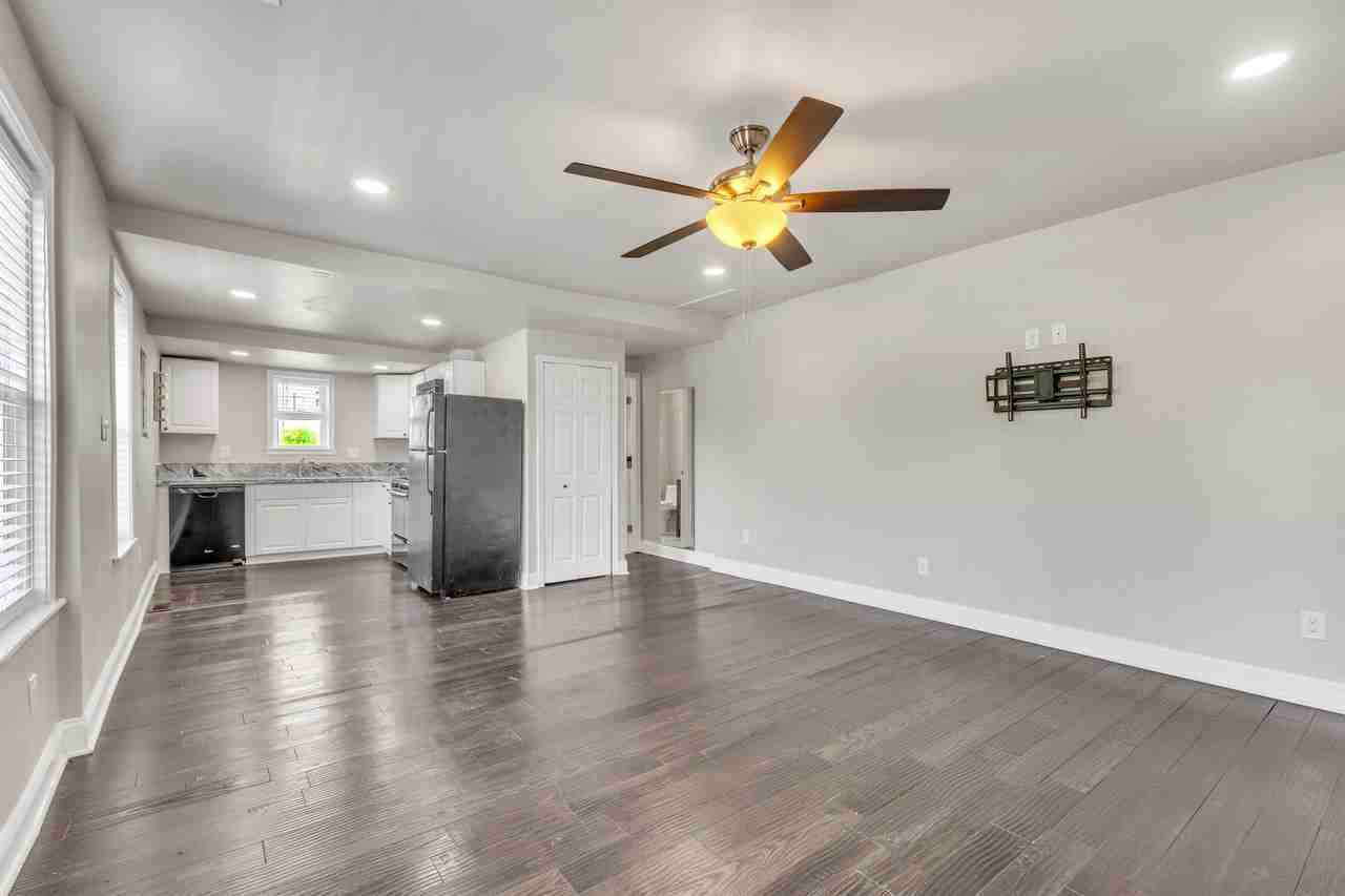 1319 North Broadway - 2 #2 - Photo 2 of 18