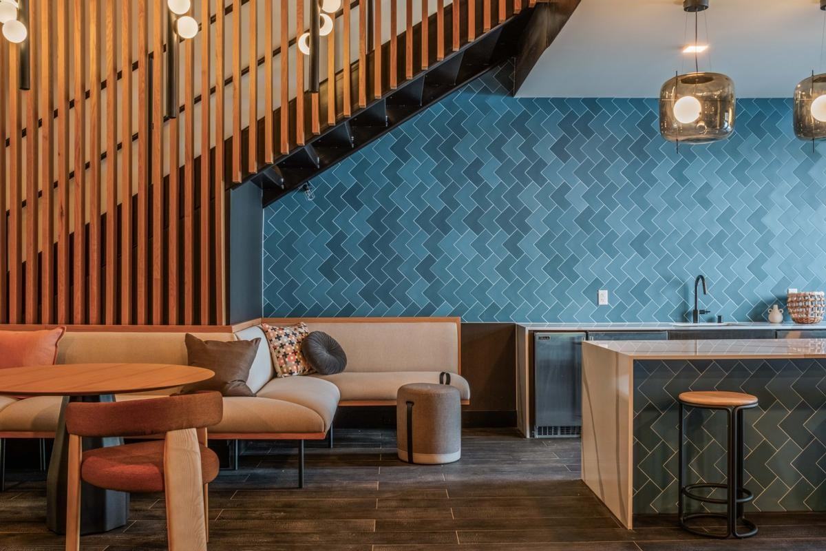 19888 40th Avenue West - Photo 4 of 37