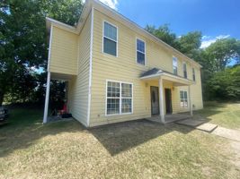 featured image of 812 20th St