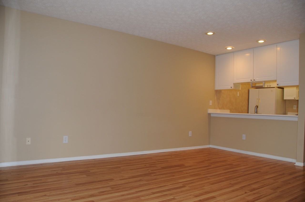 1980 Hoadley Dr - Photo 6 of 15