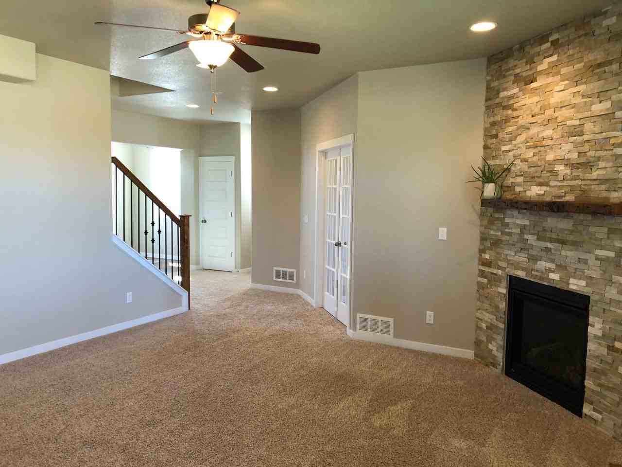 6996 Tullamore Dr - Photo 5 of 42