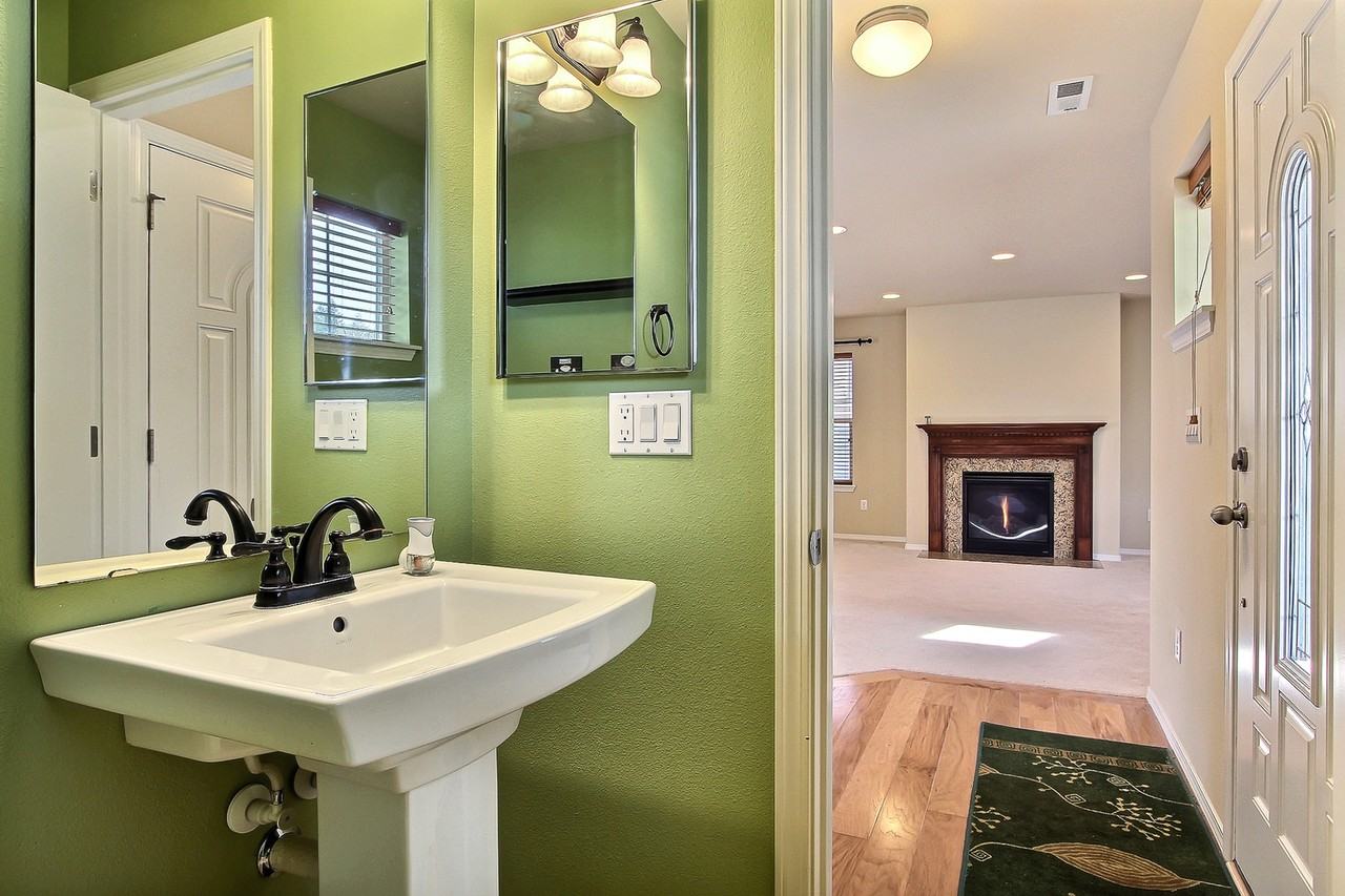 3573 Hoffman Hill Blvd - Photo 3 of 15