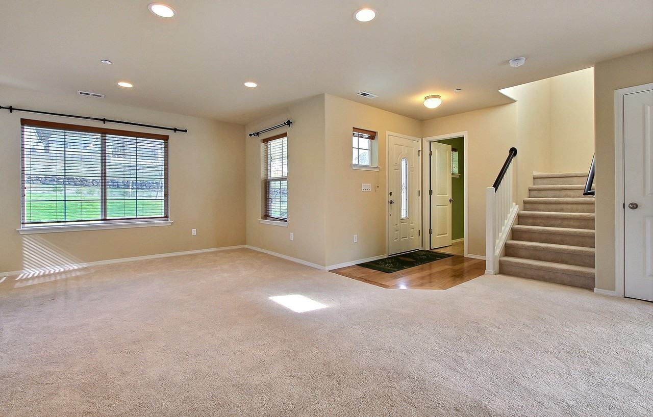 3573 Hoffman Hill Blvd - Photo 4 of 15