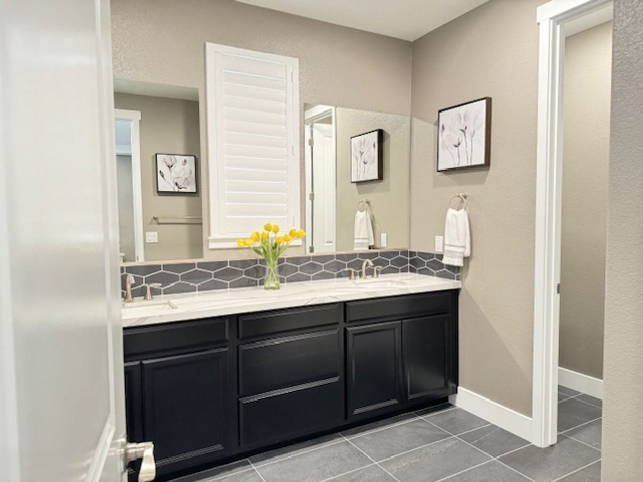 7715 Enclave Key Court - Photo 7 of 17