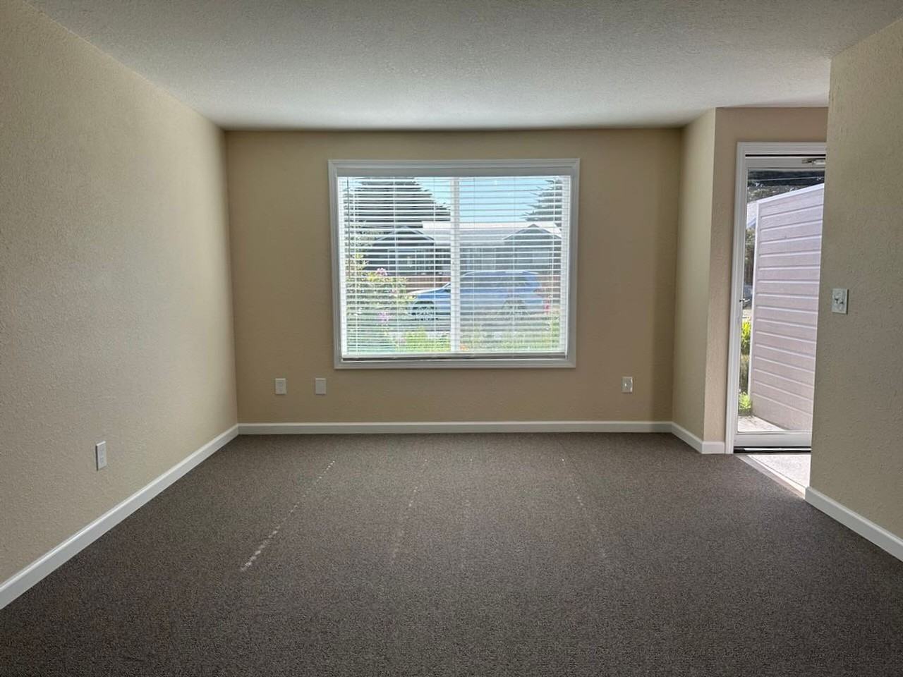 700 Edison Ave Sw - Photo 2 of 18