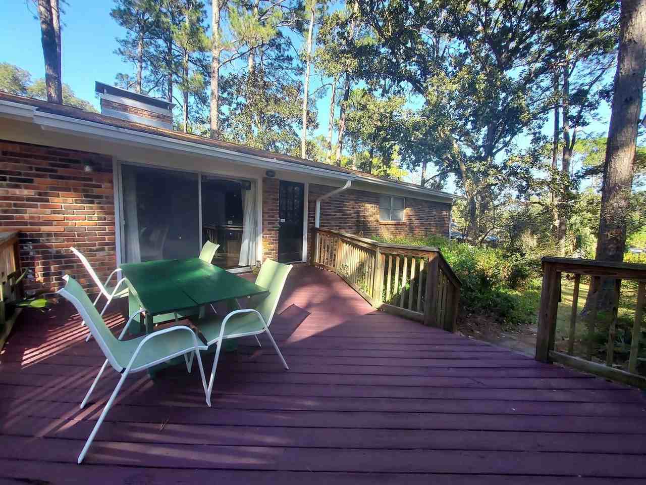 923 Abbiegail Dr - Photo 2 of 17