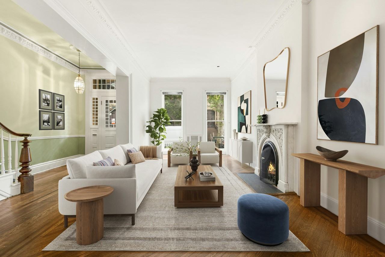 142 Clinton St - Photo 2 of 19