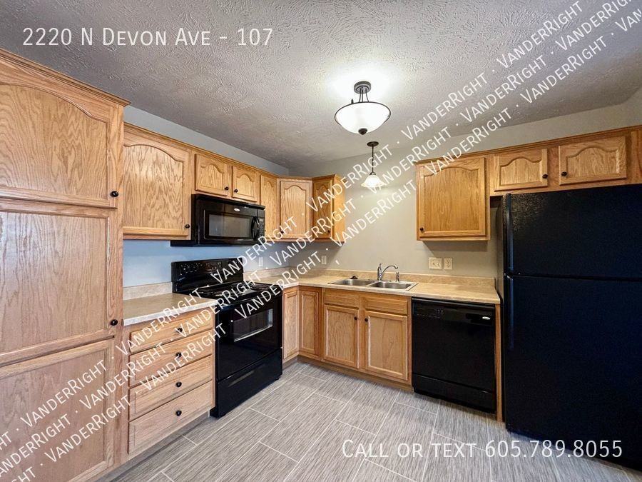 2220 Devon Avenue #107