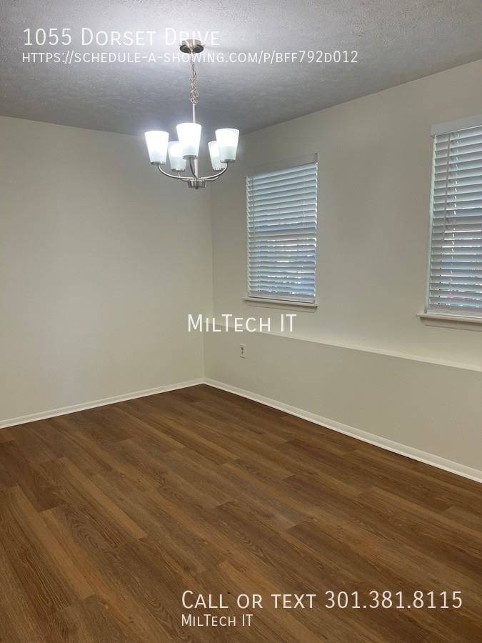 1055 Dorset Dr - Photo 2 of 12