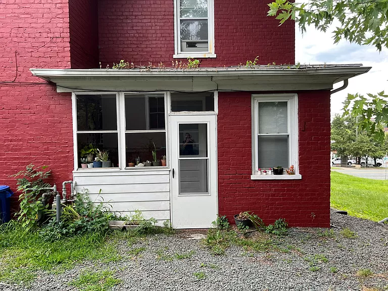703 Hinton Ave #703B - Photo 3 of 16