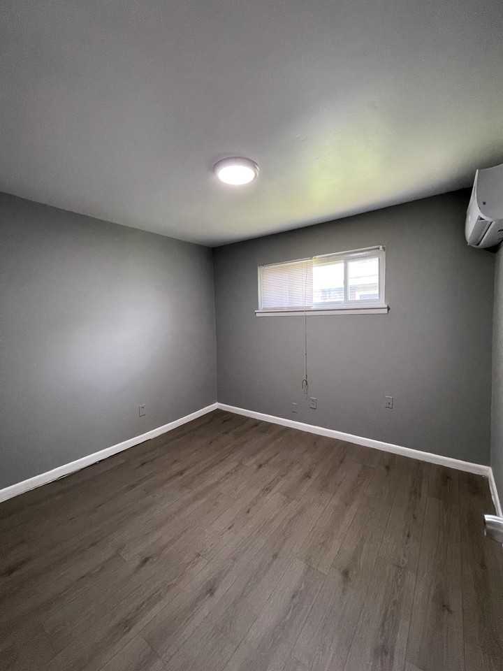 1912 Walker Ave - Photo 6 of 8