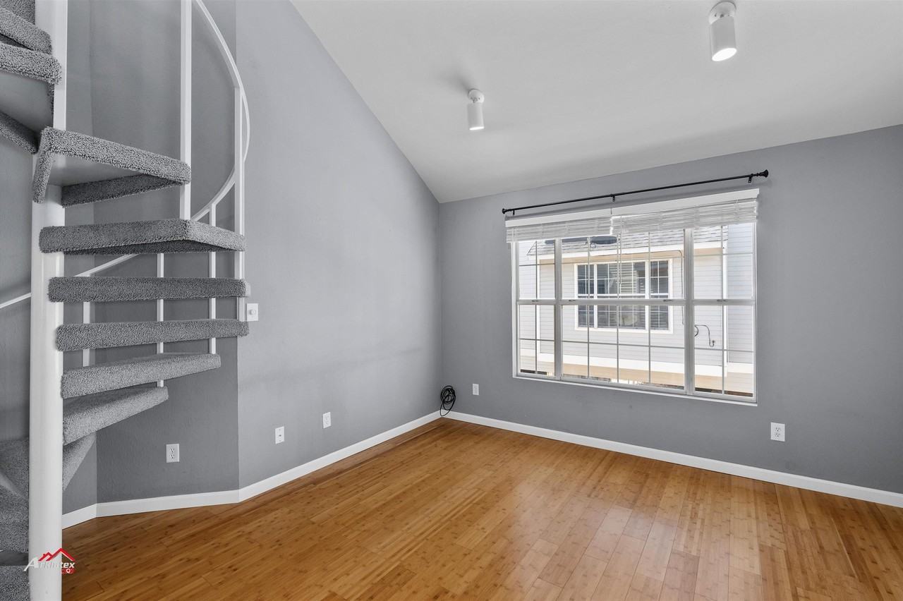 303 Settlers Park Dr #1 - Photo 2 of 20