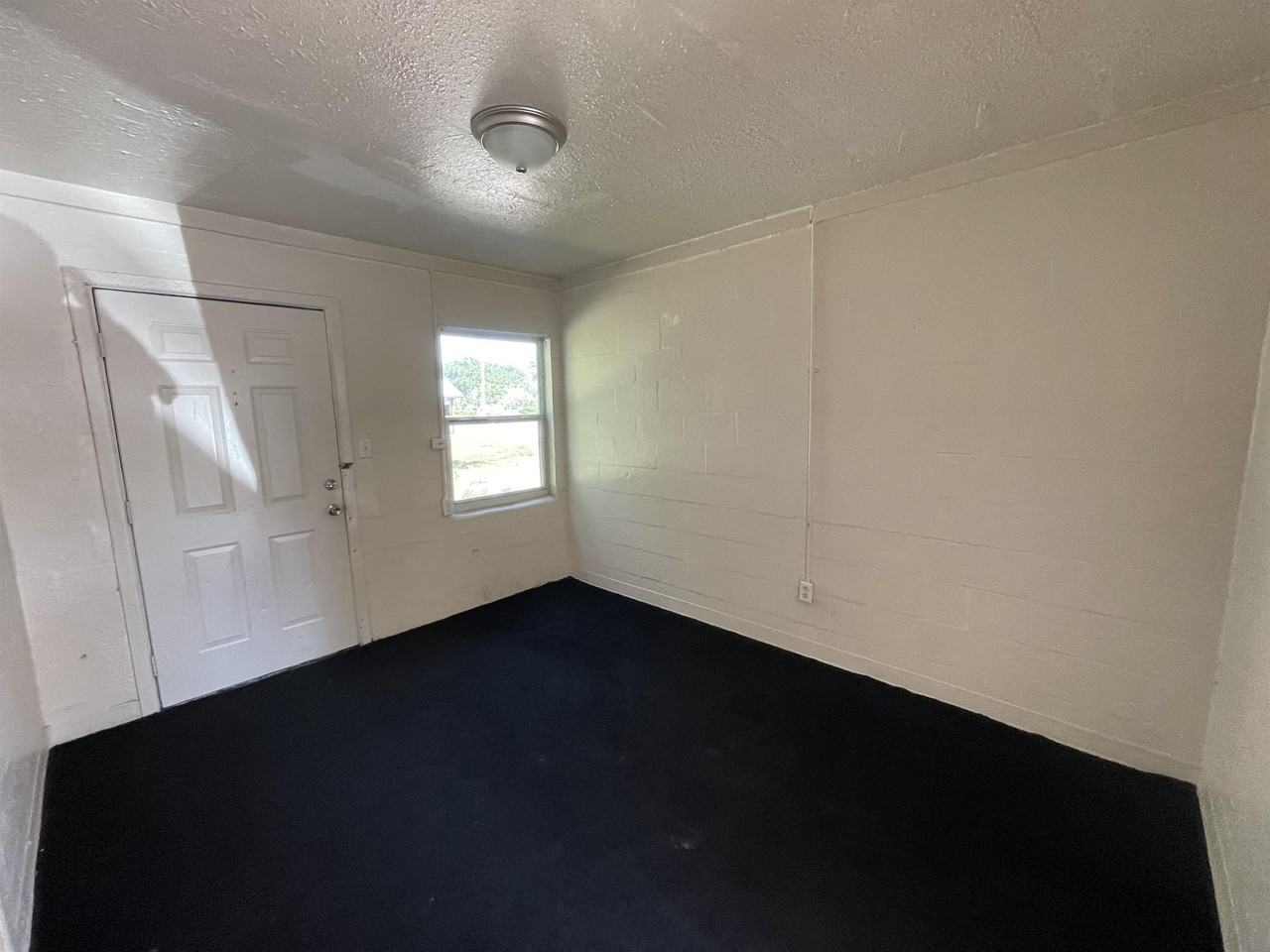 131 B St #3 - Photo 4 of 7