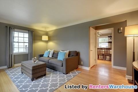 4056 Toledo Ave S - Photo 3 of 15