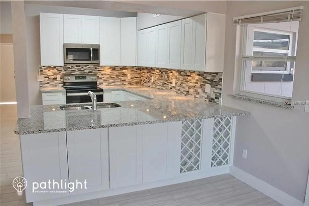 124 Upsala Rd - Photo 3 of 13