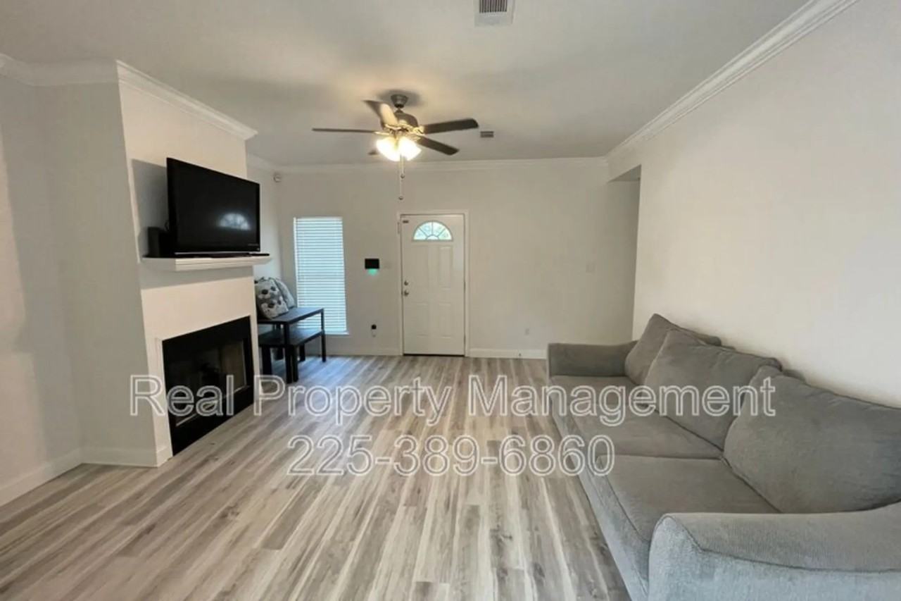 1779 Ravier Ln - Photo 2 of 10