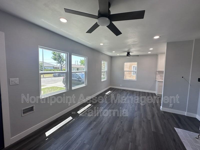 4139 Gaviota Ave - Photo 3 of 16