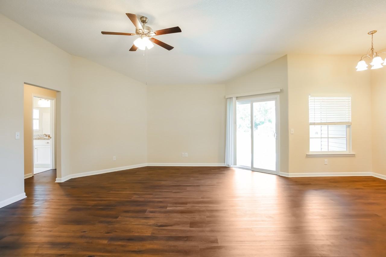 308 Pecan Point Dr - Photo 5 of 17
