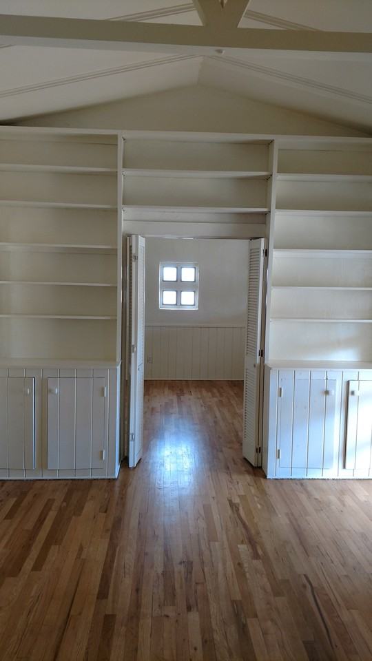 405 Girard Blvd Se - Photo 4 of 28