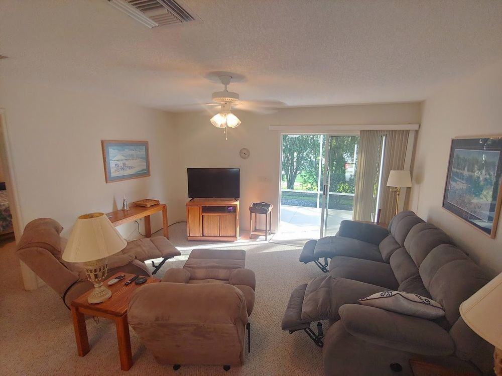 7630 Southeast 174th Gailard Place - Photo 5 of 17