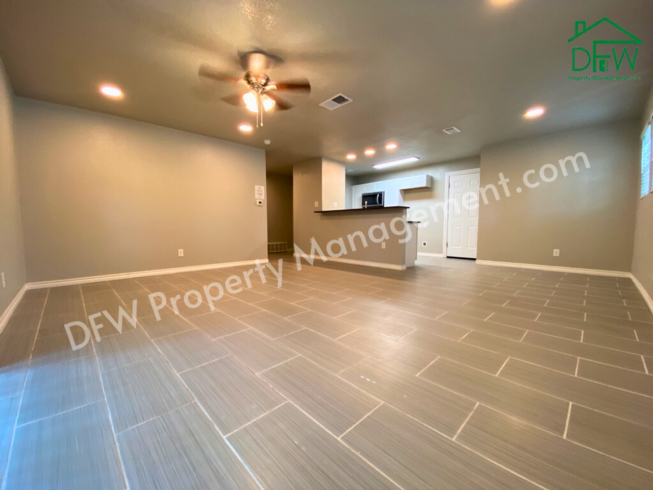 6166 Jennie Dr - Photo 3 of 26