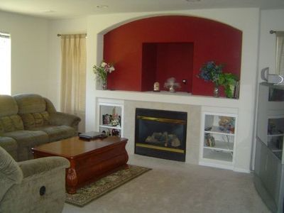 556 Fox Run Cir - Photo 3 of 9