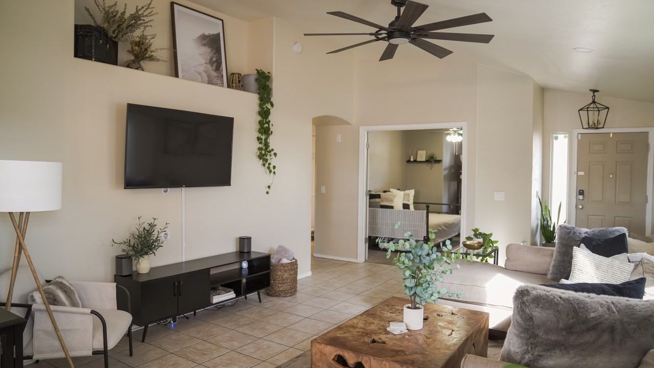 3915 E Renee Dr #NA - Photo 3 of 22