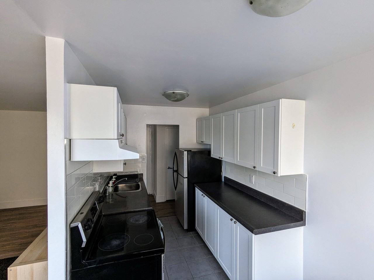 3 Biggin Court - Photo 3 of 8