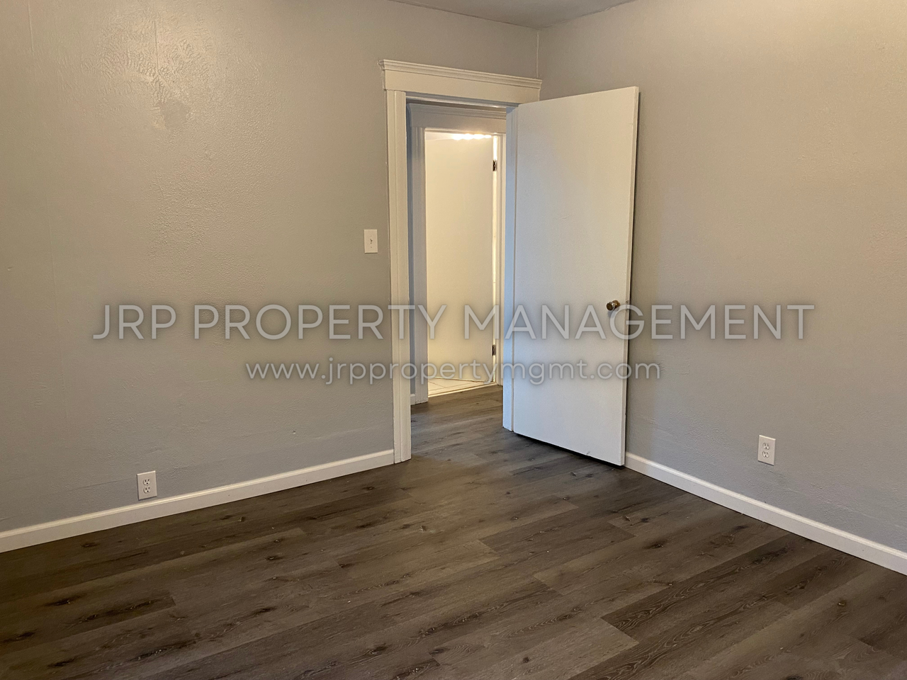 1106 W Michigan Ave Uppr - Photo 4 of 9