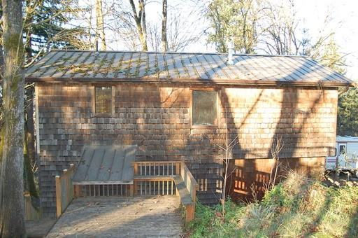 182 Holloway Heights - Photo 3 of 14