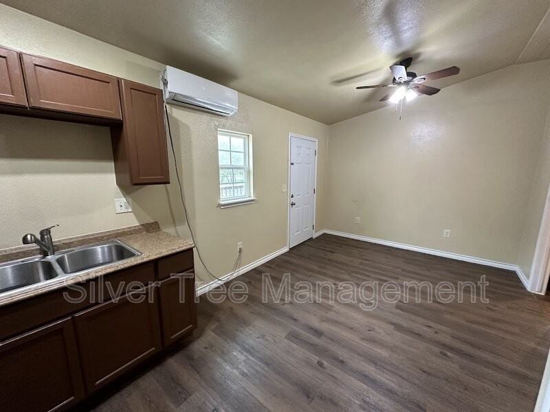 358 Brighton Oaks Dr #2 - Photo 3 of 14