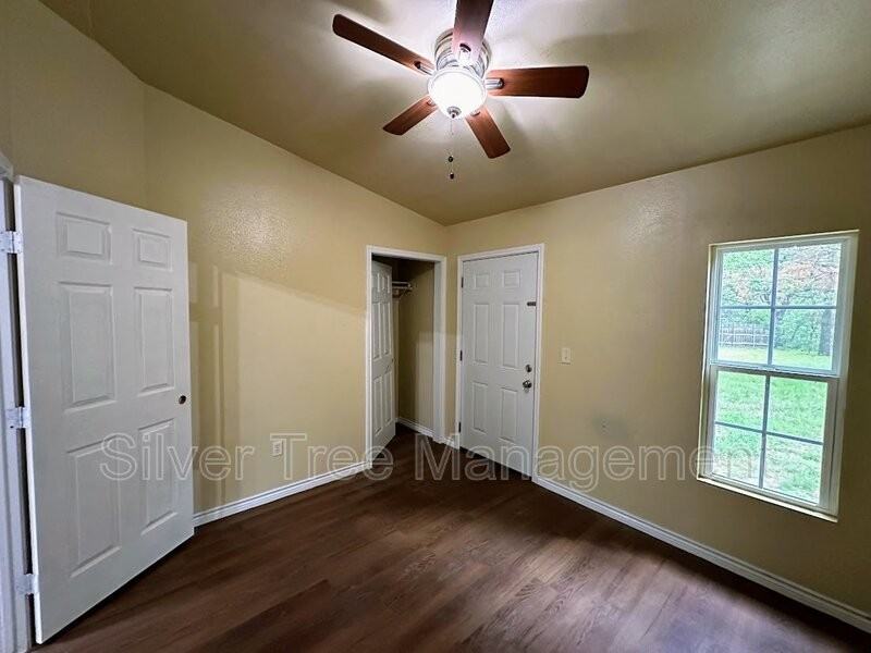 358 Brighton Oaks Dr #2 - Photo 6 of 14